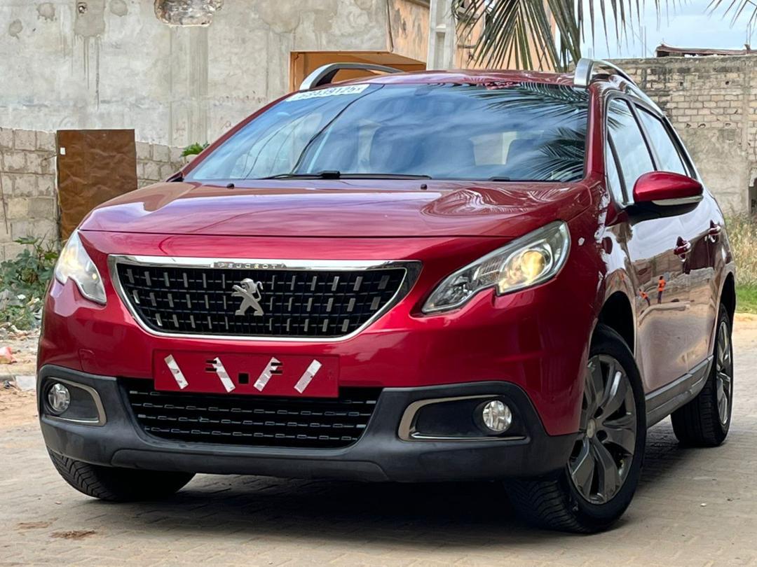 Peugeot 2008* Année 2017 Manuel Diesel Climatisé