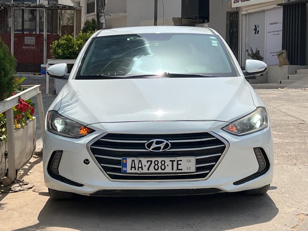 Hyundai ELANTRA 2017 Essence Automatique
