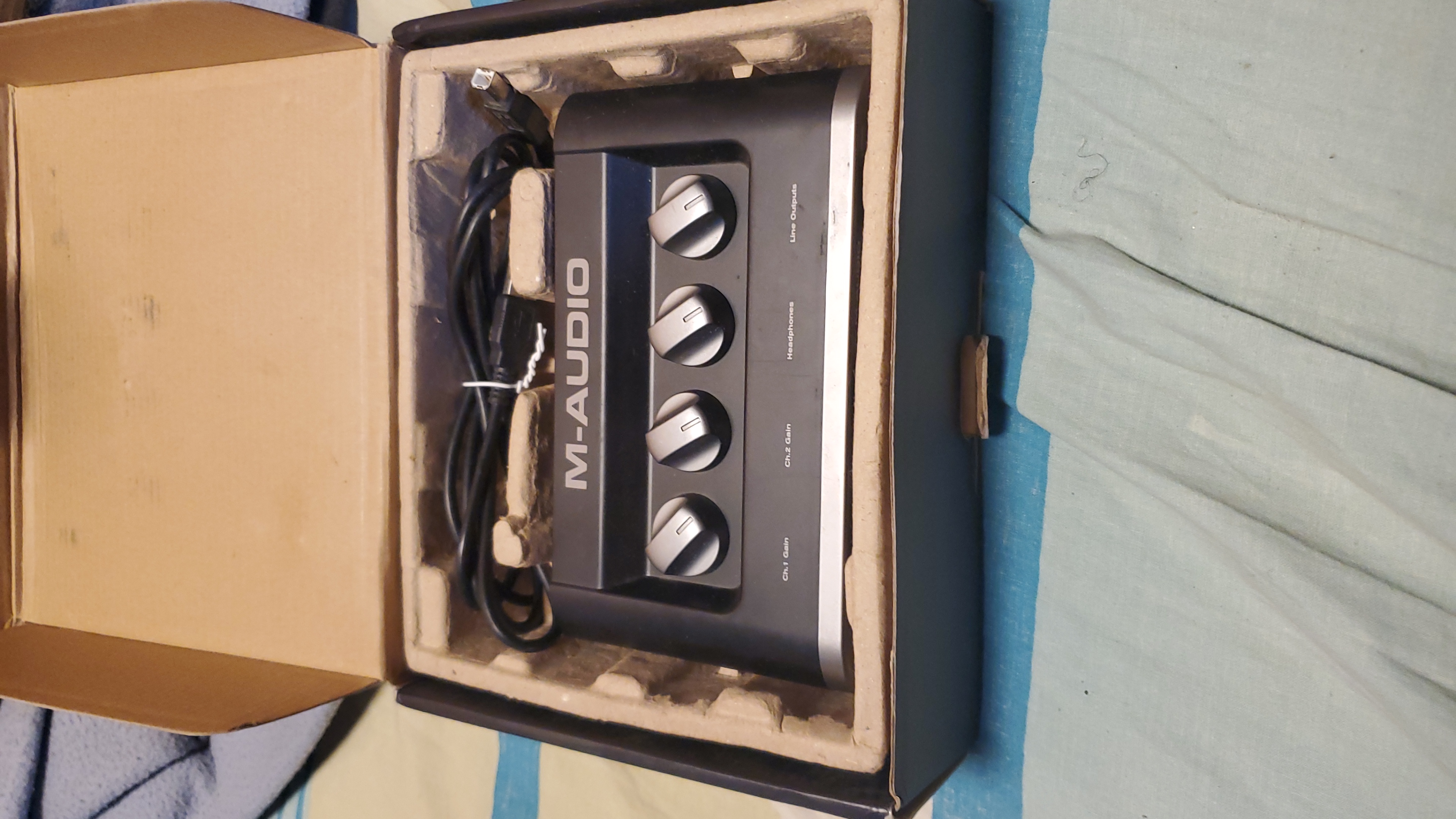 CARTE SON PROFESSIONNEL M AUDIO