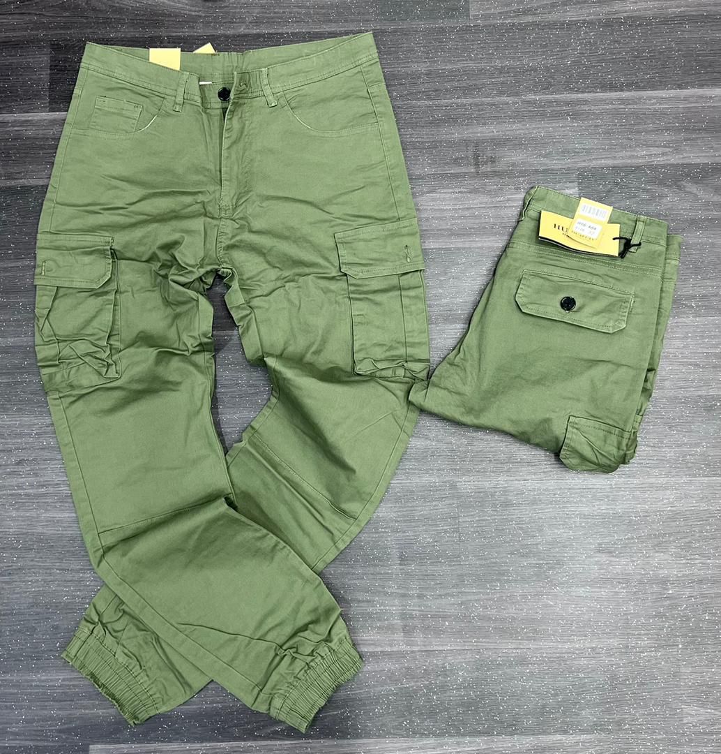 Pantalon cargo