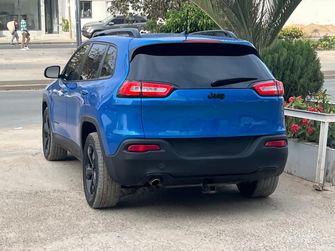 Jeep Cherokee 2018 4x4 Essence Automatique