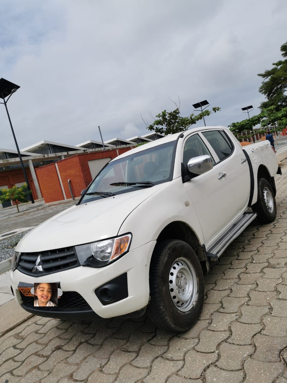 Mitsubishi L200 2016