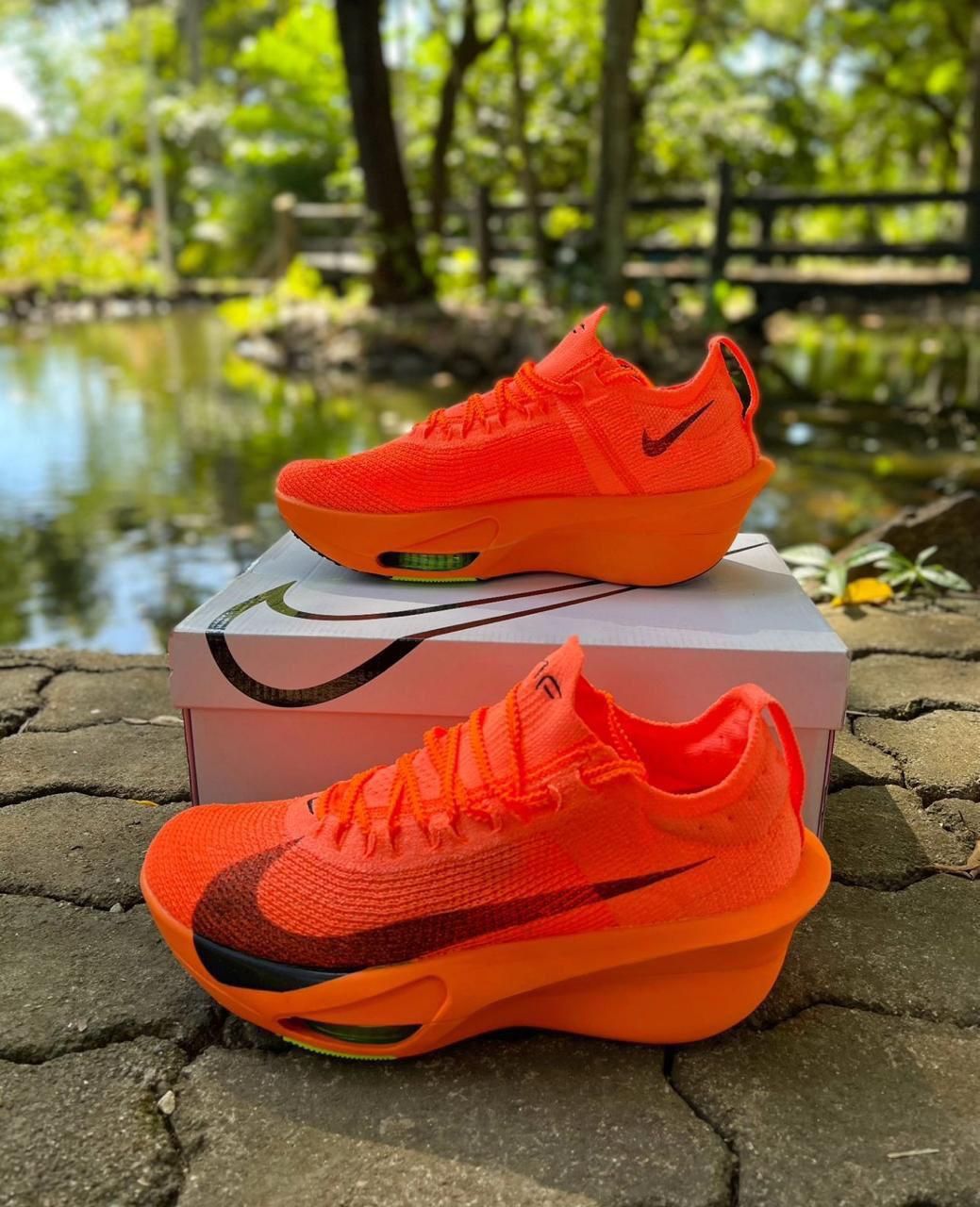 Nike Air Zoom Chaussures de Running Performantes, Légères et Confortables