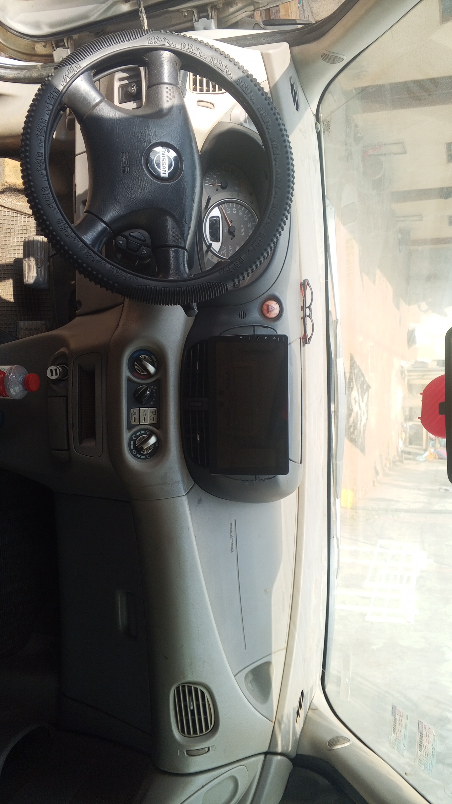 Nissan Almera Tino Automatique