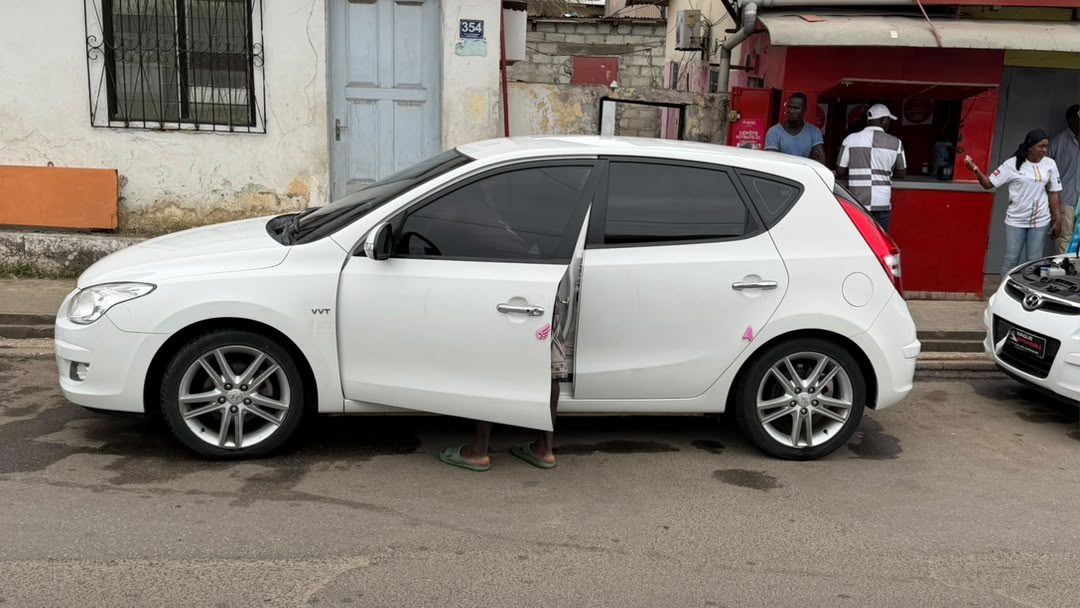 I30
