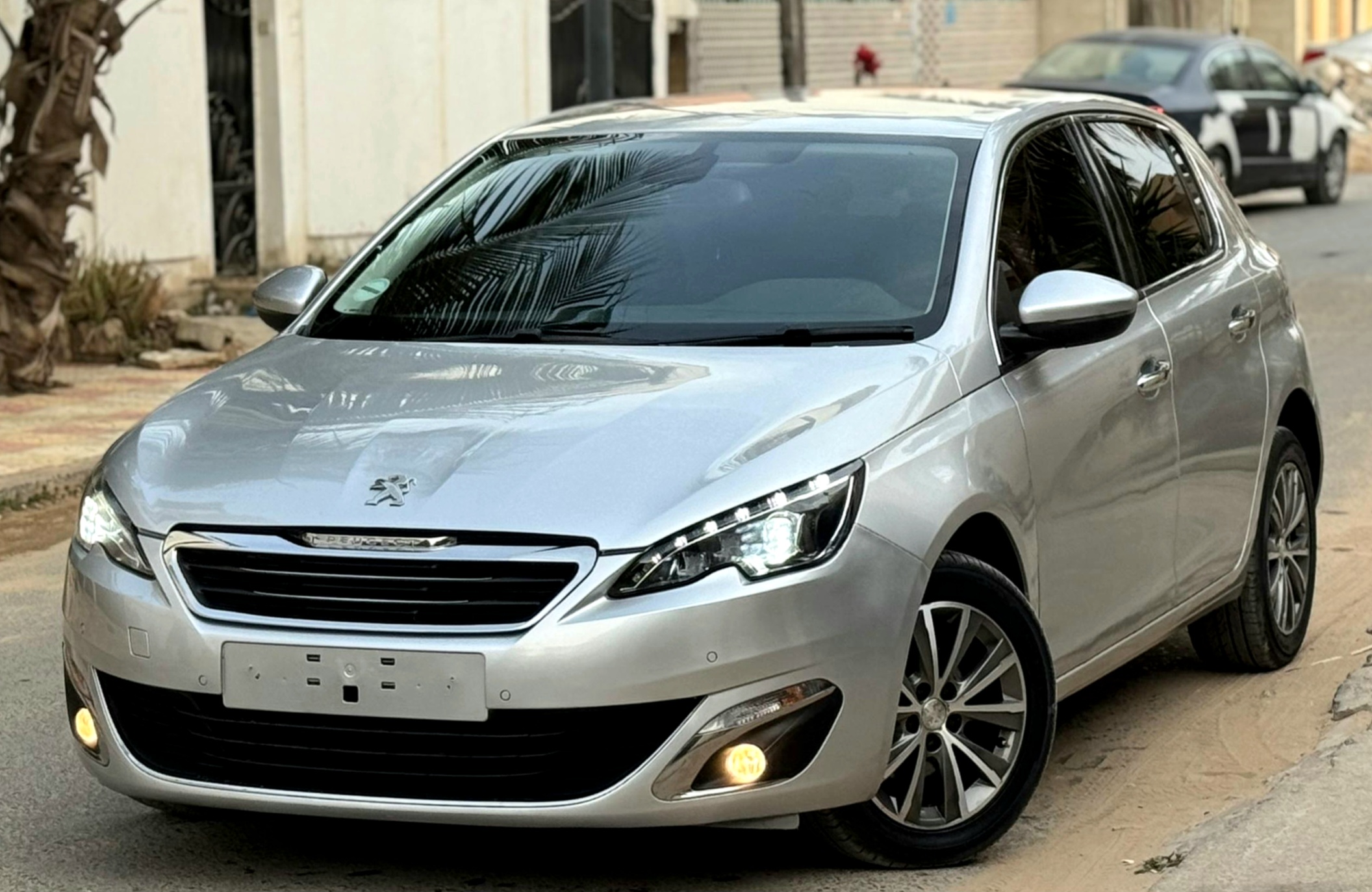 Peugeot 308 diesel manuelle 2017