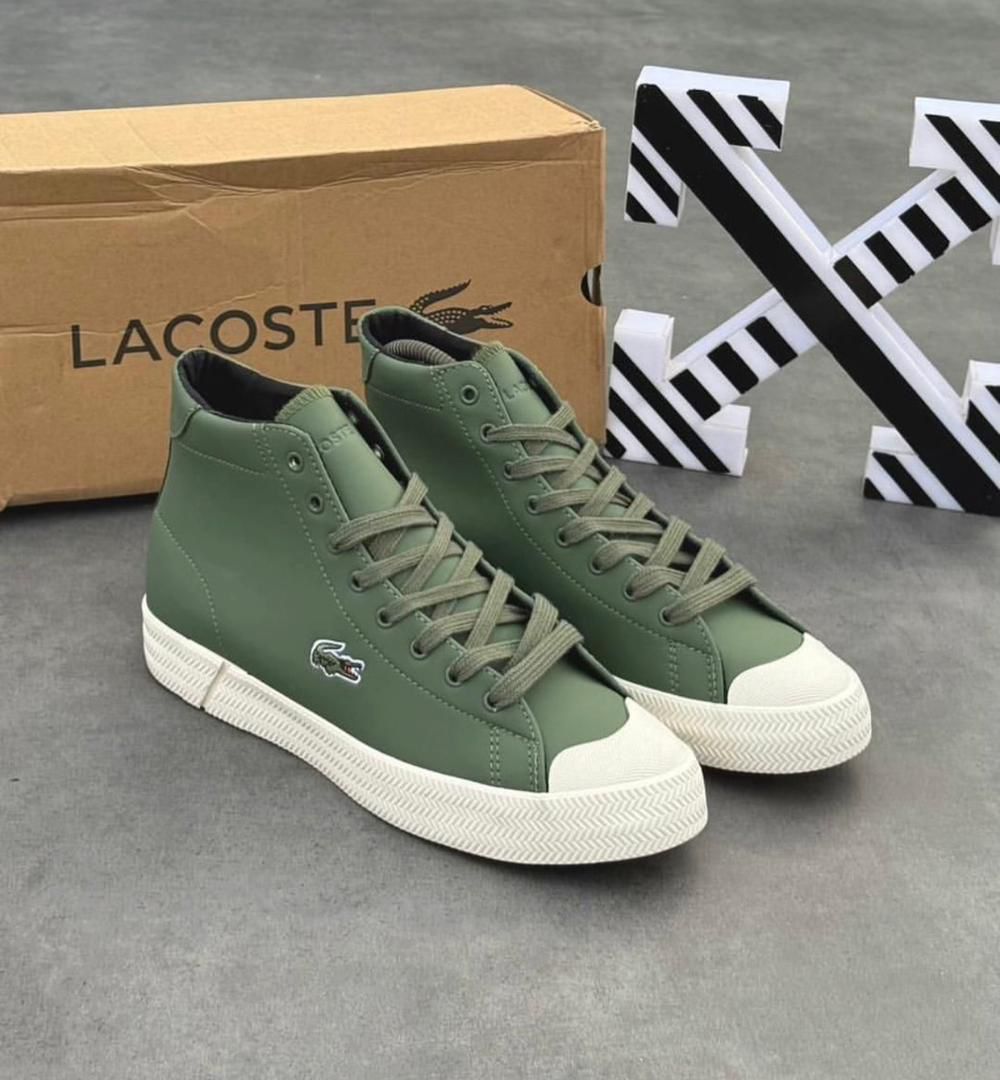 Chaussures Lacoste à vendre à Dakar