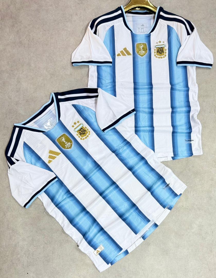 Maillots Argentine Version CDM 26 Disponible