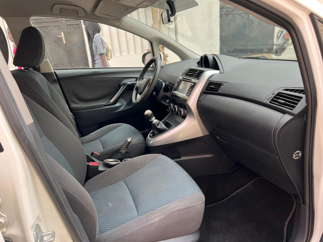 TOYOTA VERSO 7 PLACES