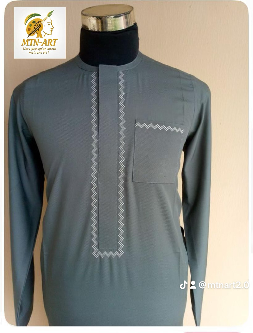 Tenue africaine homme élégante