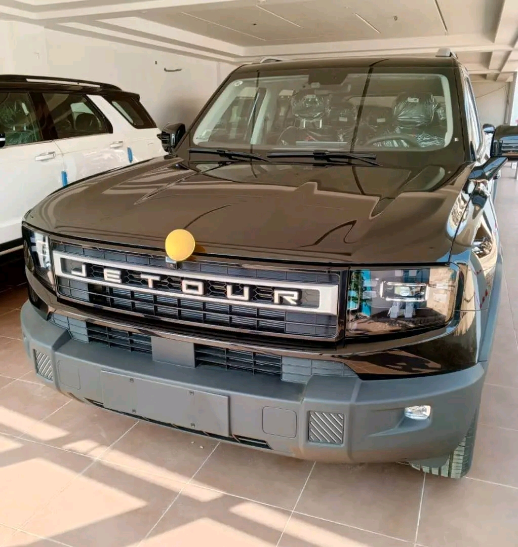 Jetour T1 2025 déjà dédouané – Essence automatique