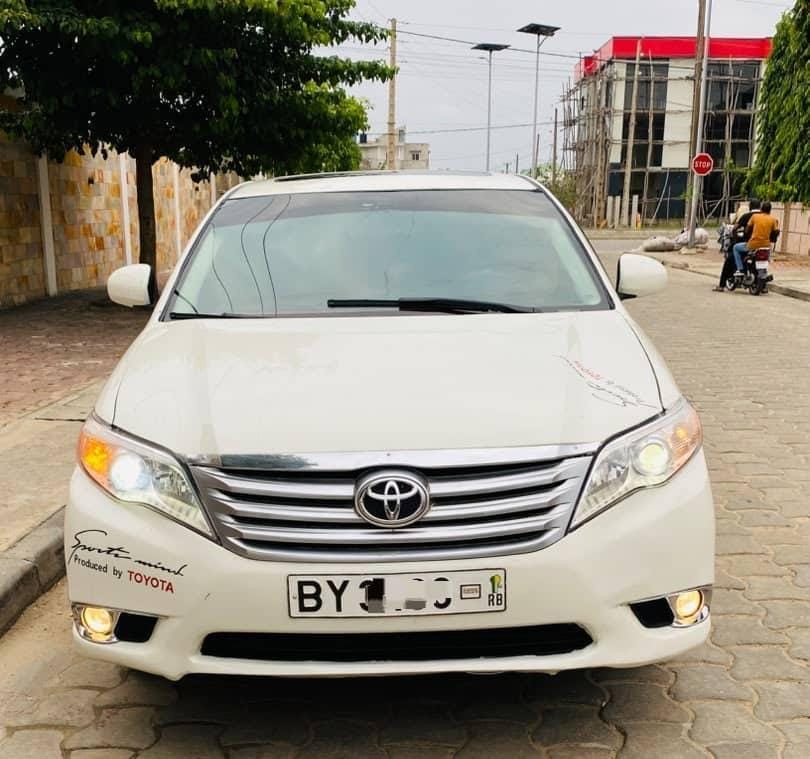 Toyota Avalon Limited 2012 Boîte Automatique