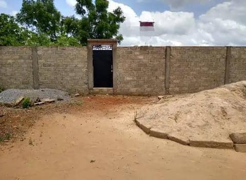 1 LOT À VENDRE À ADIDOGOMÉ AKATO