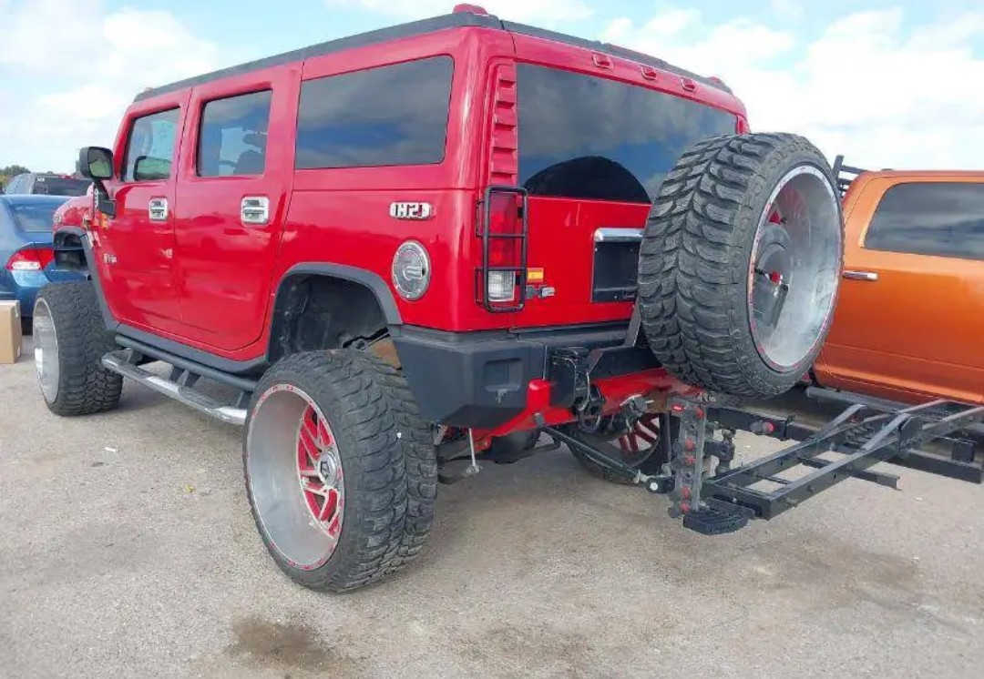 Hummer H2 lifté 2004 V8 6.0 essence Automatique