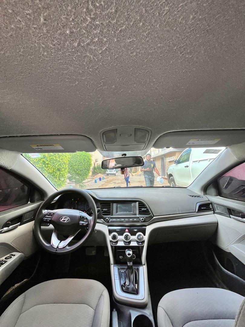 HYUNDAI ELANTRA 2019