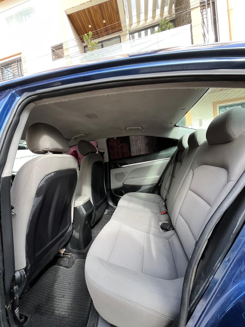 HYUNDAI ELANTRA 2019