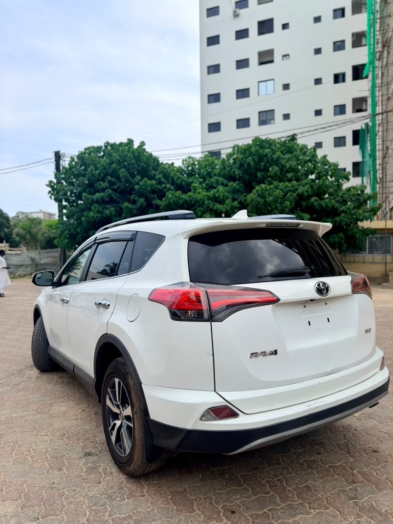 Toyota RAV4 année 2017